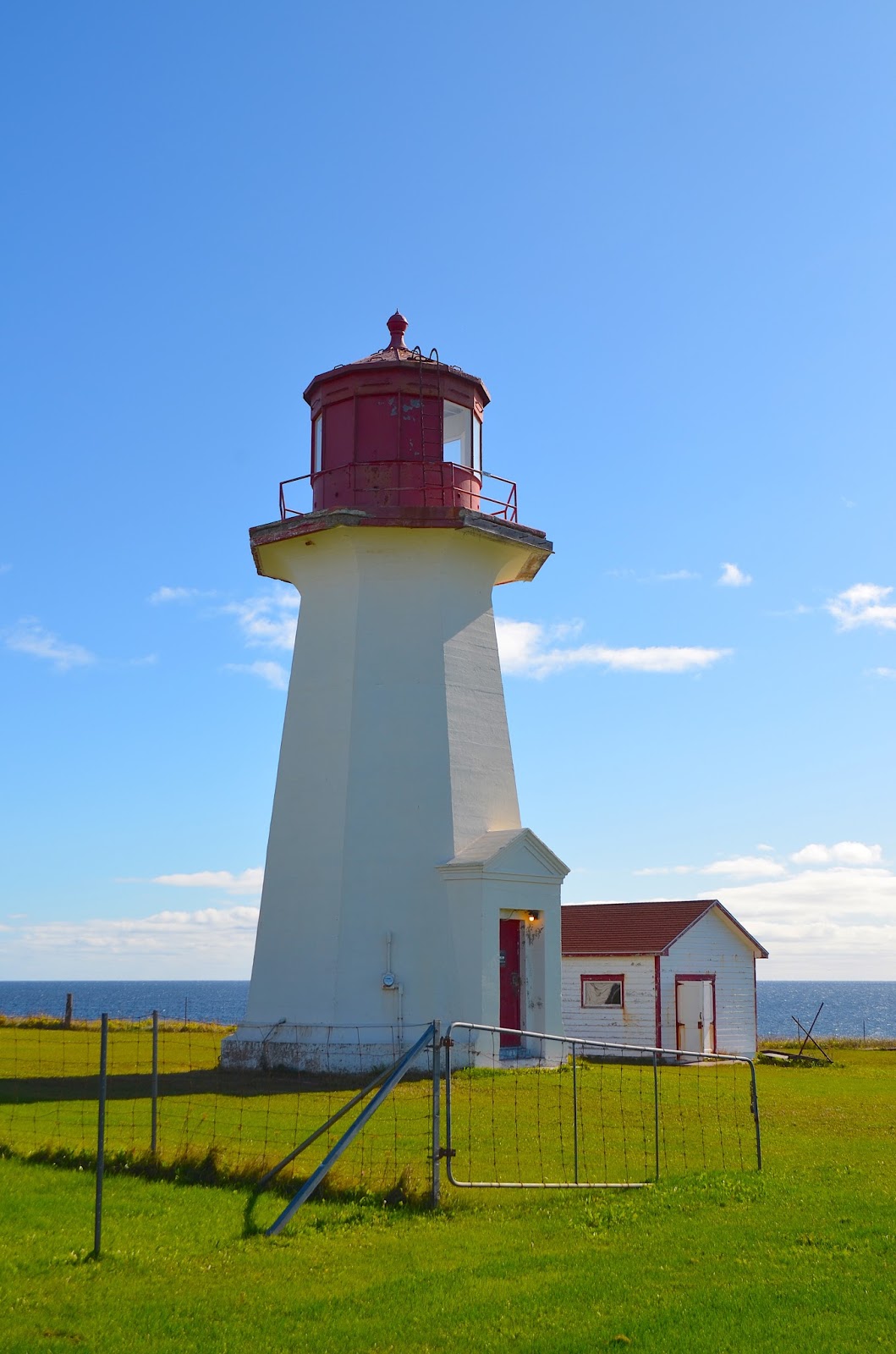 Neal's Lighthouse Blog Cap d'Espoir Lighthouse, Percé, Quebec