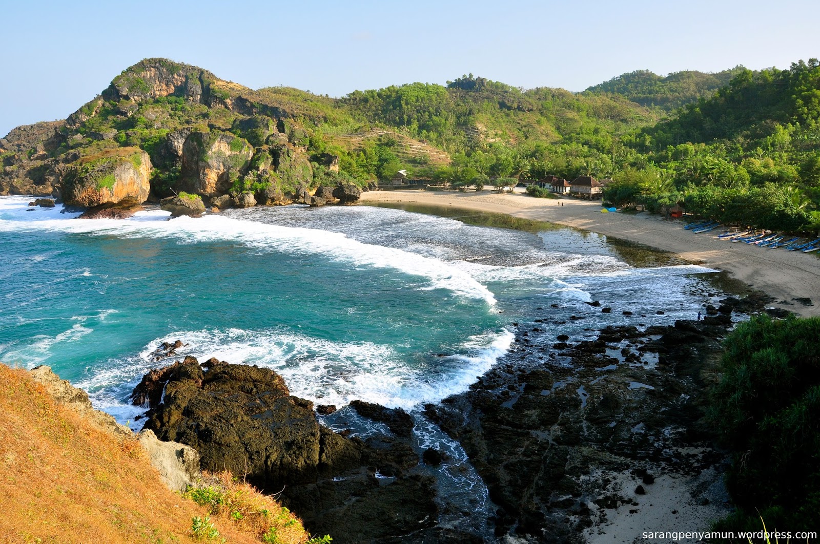 Siung Beach Is a Paradise For Rock Climbers In Special