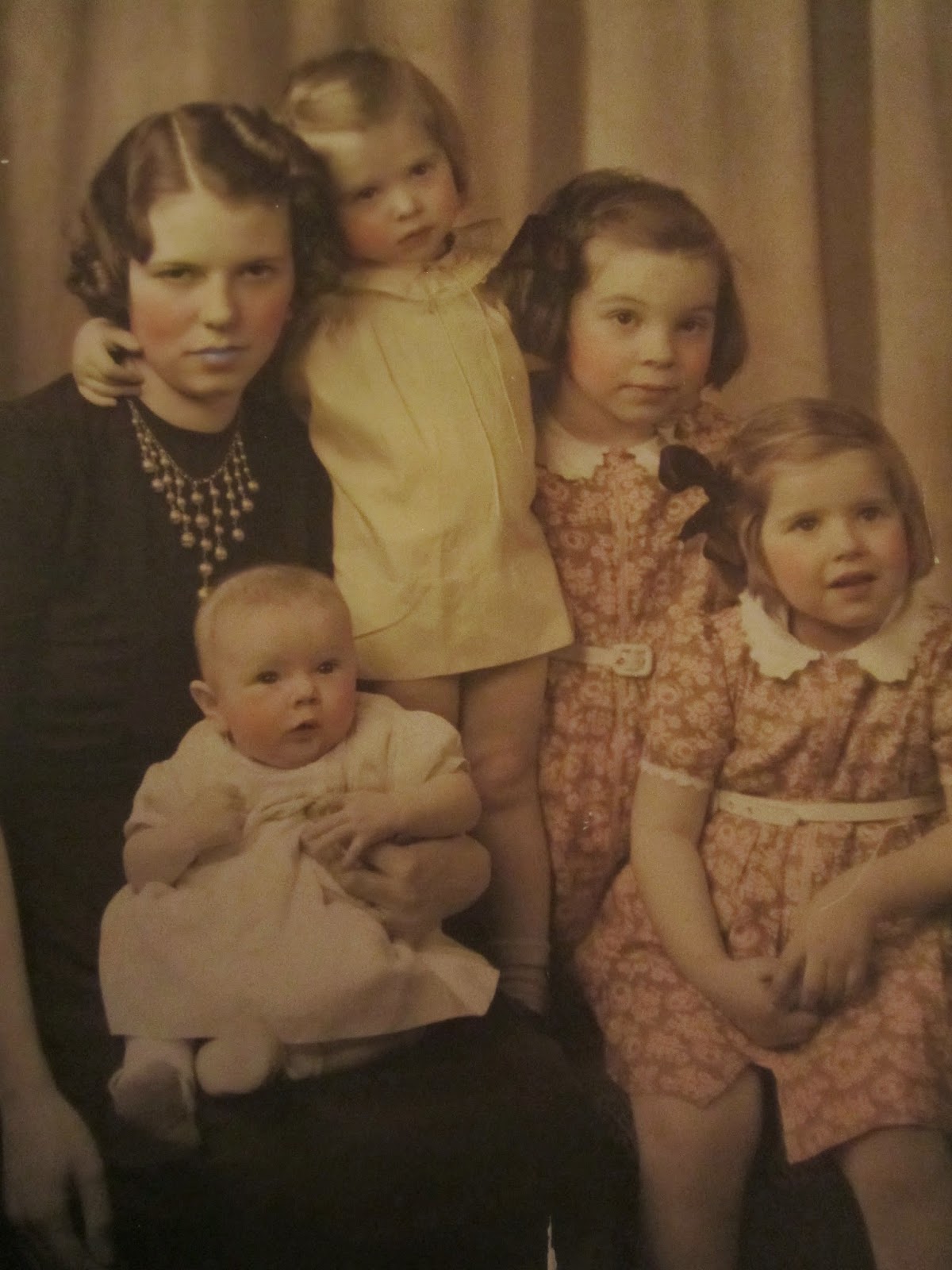 Climbing My Family Tree: Mabel Erwin Snyder and her first four girls