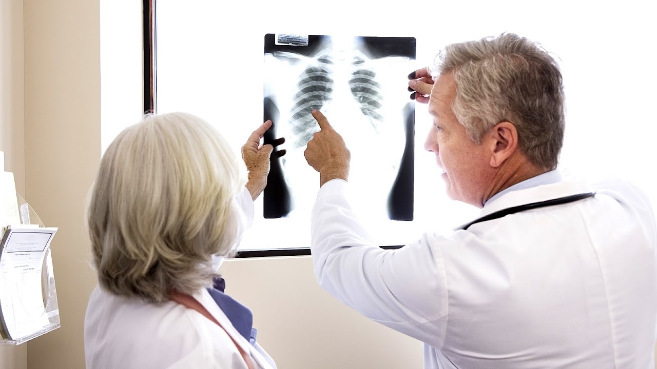 What Do Radiologists Wear Radio Choices