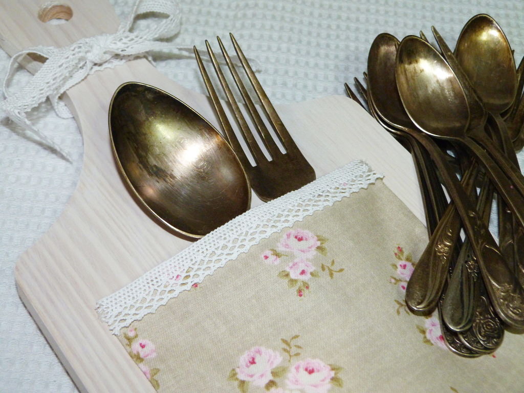 Como decorar una tabla de cocina con tela - Isabel Vintage