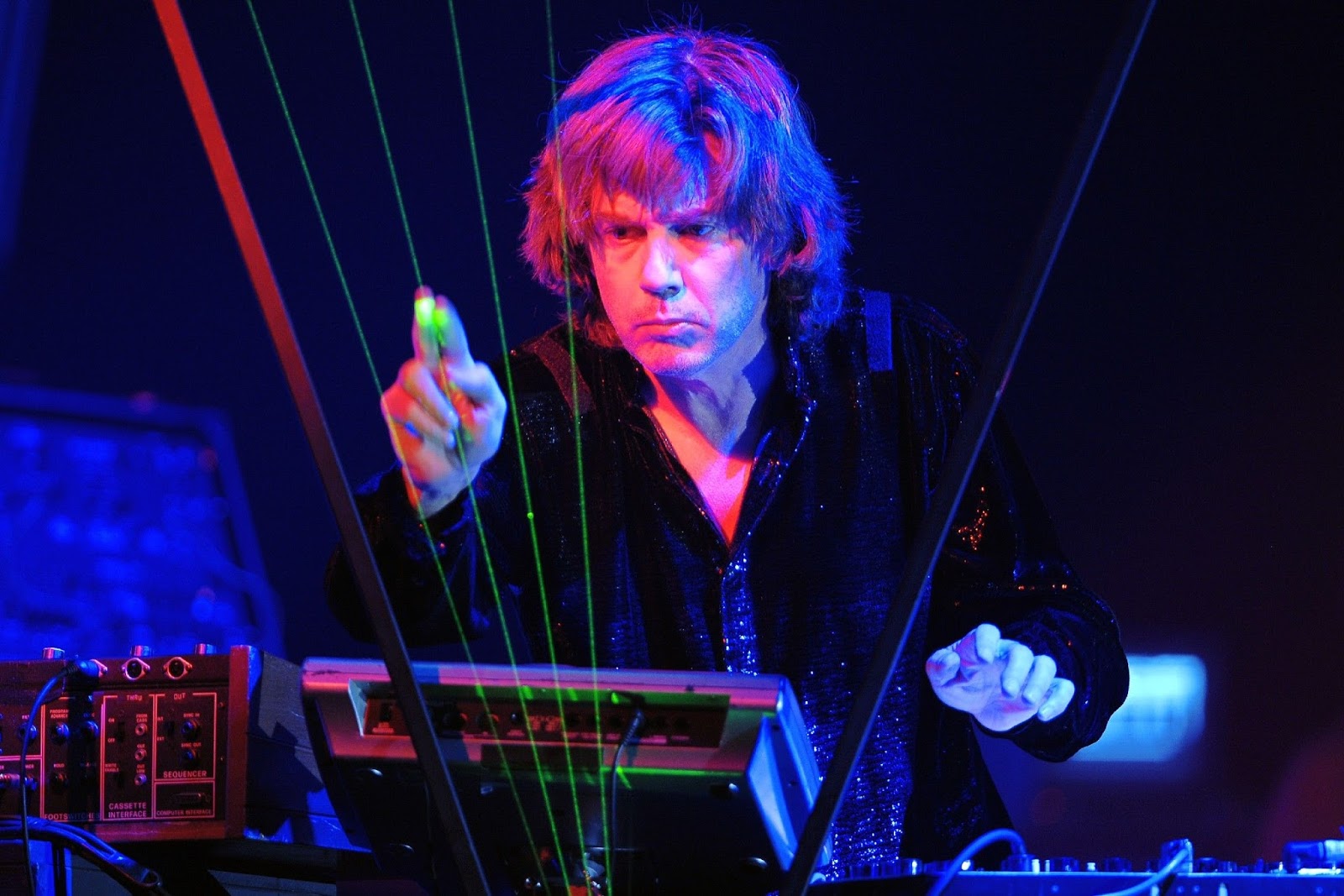 Жан мишель жар сделано в китае Michel Jarre