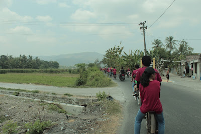Bersepeda di Desa Wisata Jamu Kiringan