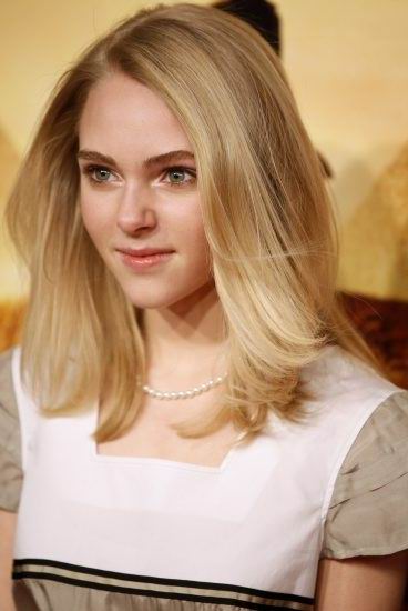 Haircuts For Young Adults. Shoulder Length Hairstyles for