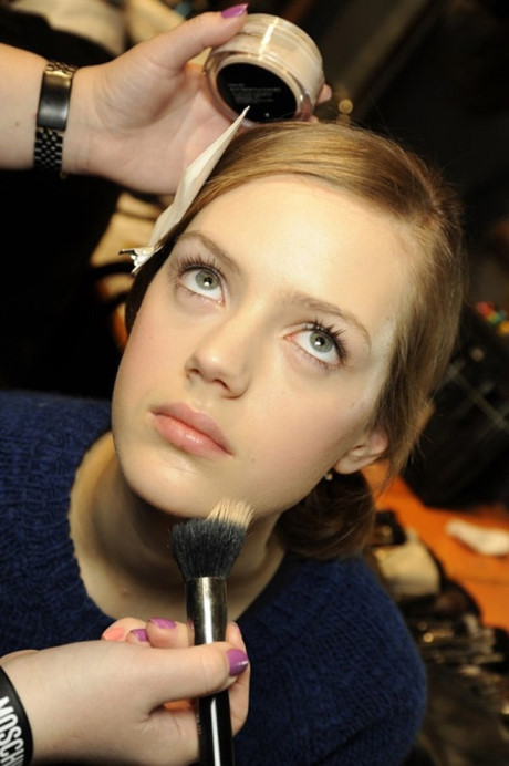 7 món đồ trang điểm cần tuyệt đối tránh dùng chung - Ảnh 6 7 mon do trang diem can tuyet doi tranh dung chung - Anh 6