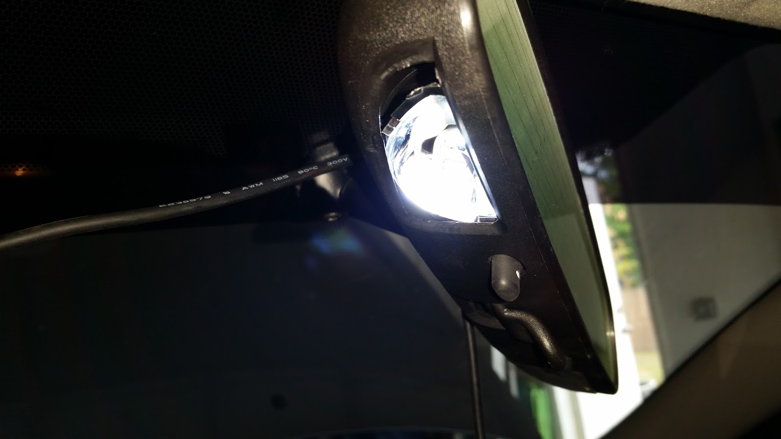 Corolla DIY DIY Replacing Rear View Mirror Bulb to LED on a 9th gen