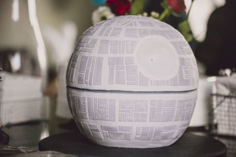 Bo anh cuoi phong cach Star Wars cua cap doi yeu nhau 8 nam - Anh 4