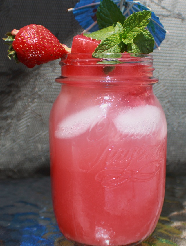 Easiest Strawberry Lemonade Recipe What's Cookin' Italian Style Cuisine