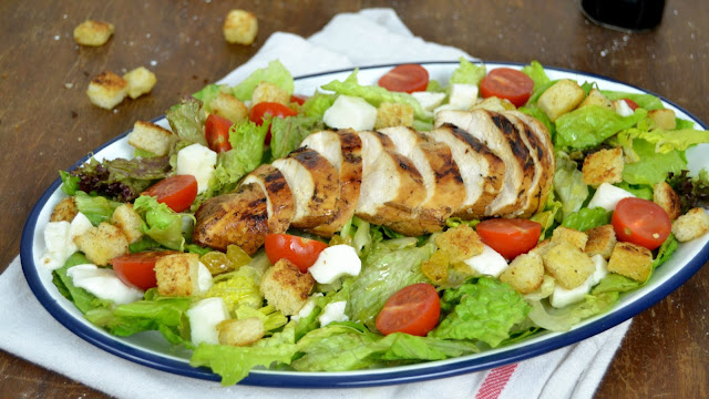 Ensalada de pollo al balsámico o ensalada italiana a nuestro estilo