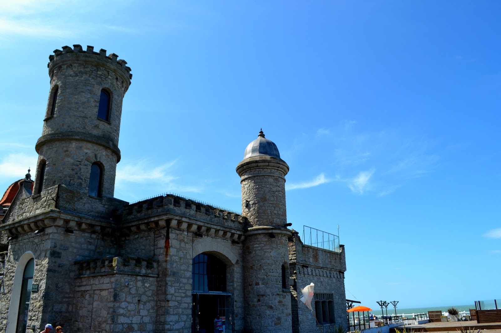 Fotos con historia El Torreòn del MonjeMar del Plata
