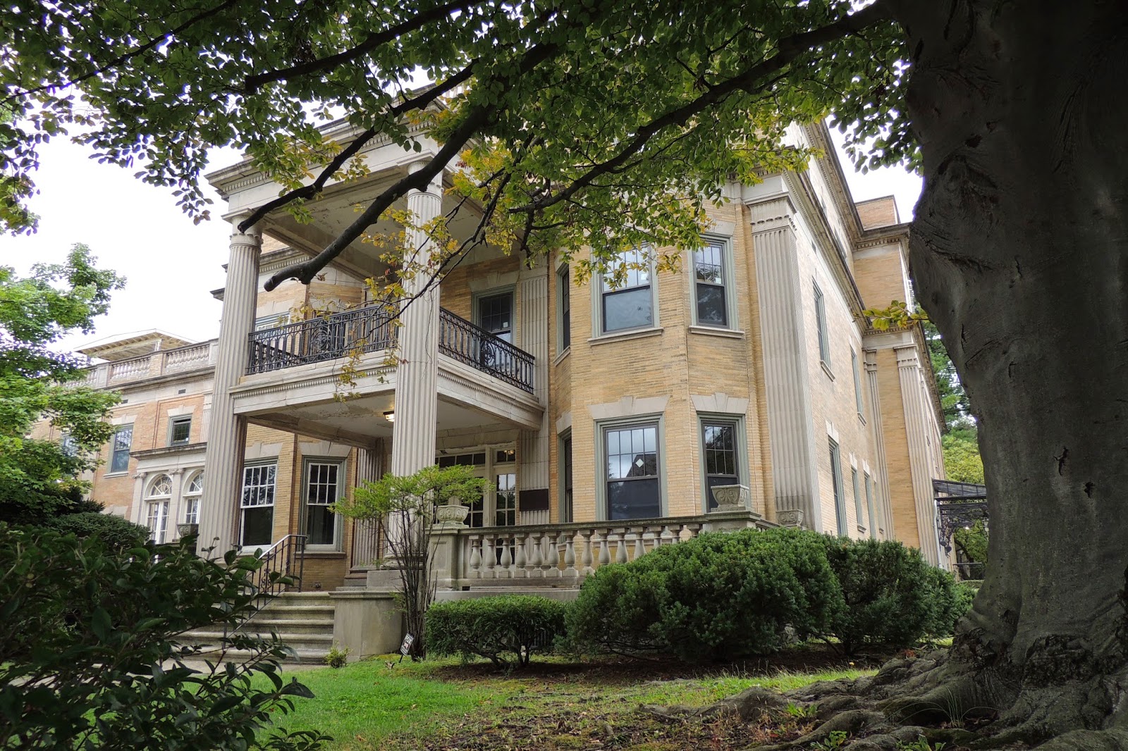 From City to Suburbia 520 5th St, Catasauqua, PA 18032