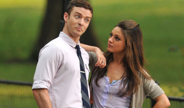 mujer preguntando si su pareja es feliz