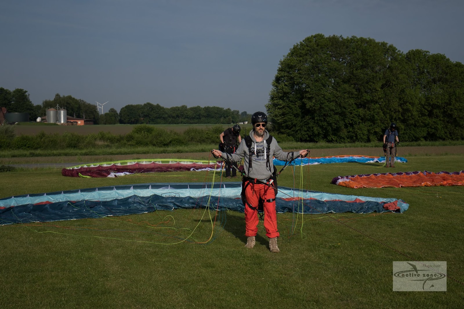 Pendler Und Andere Helden Die Neue Webserie Vom Regisseur Von