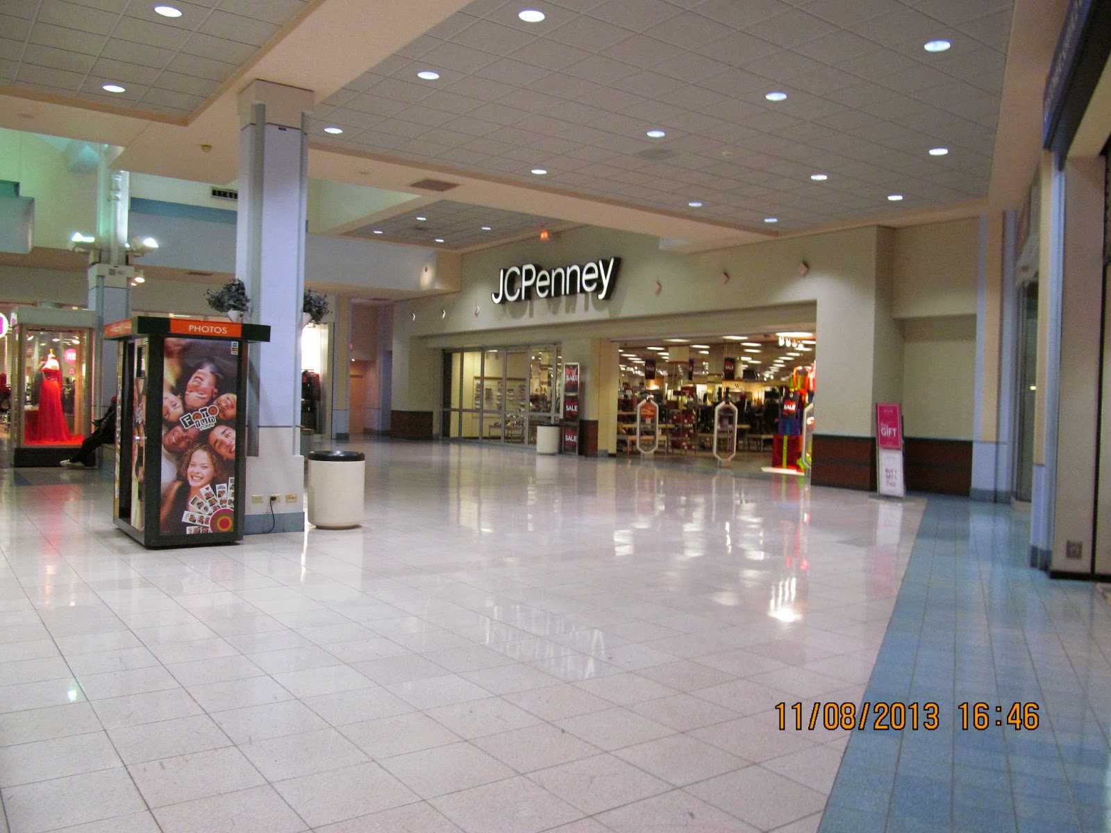 Trip to the Mall Ford City Mall (Chicago, IL)