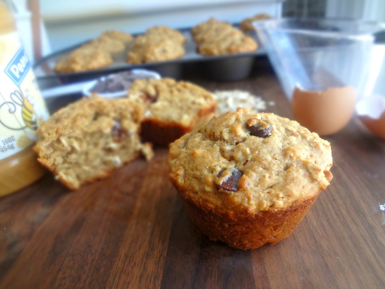 Peanut Butter Chocolate Chip Oat Muffins {HEALTHY}