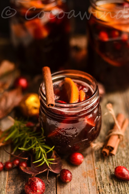 Holiday Apple Cider Sangria  - Cocoawind