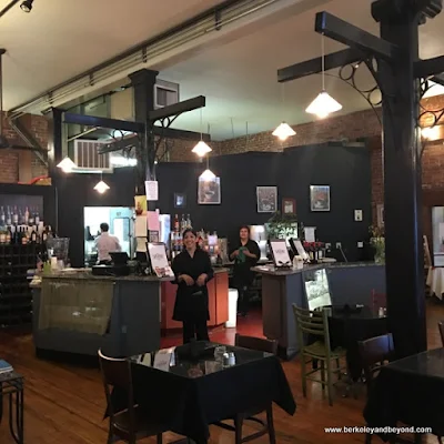 dining room at Savory Cafe in Woodland, California