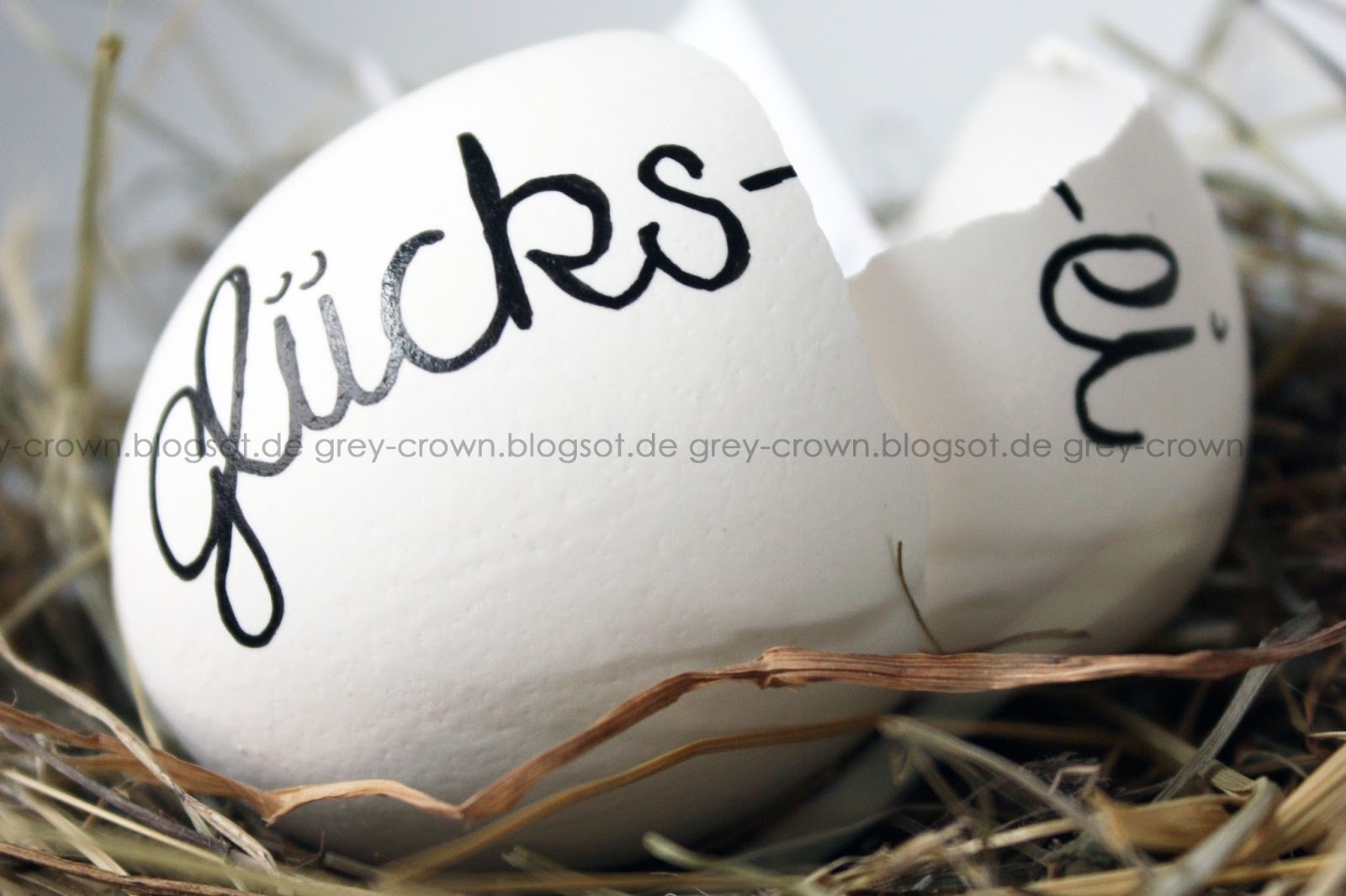 grey crown Das GlücksEi