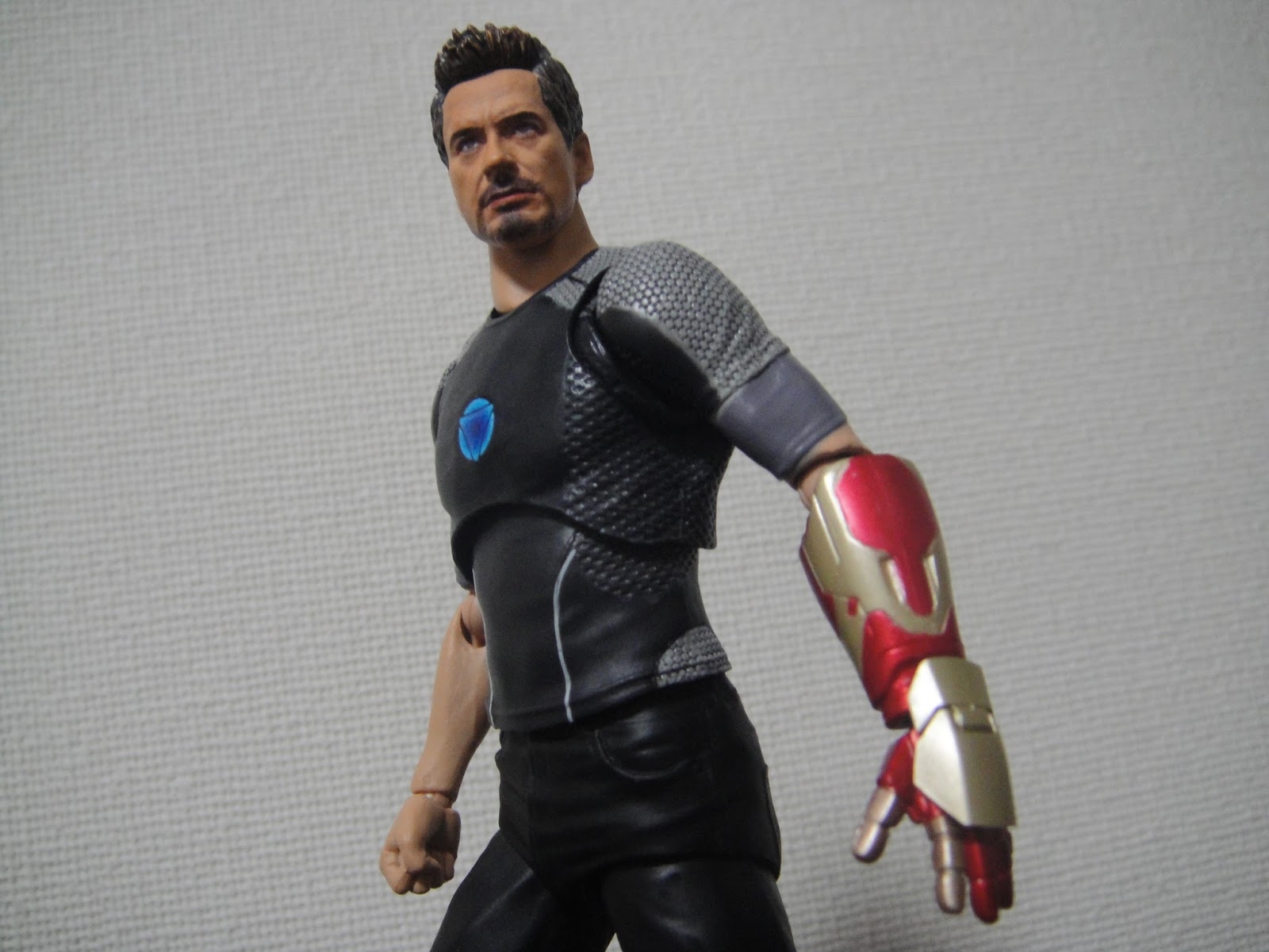 MARVEL S.H.Figuarts トニー・スターク （アイアンマン３） Tony Stark