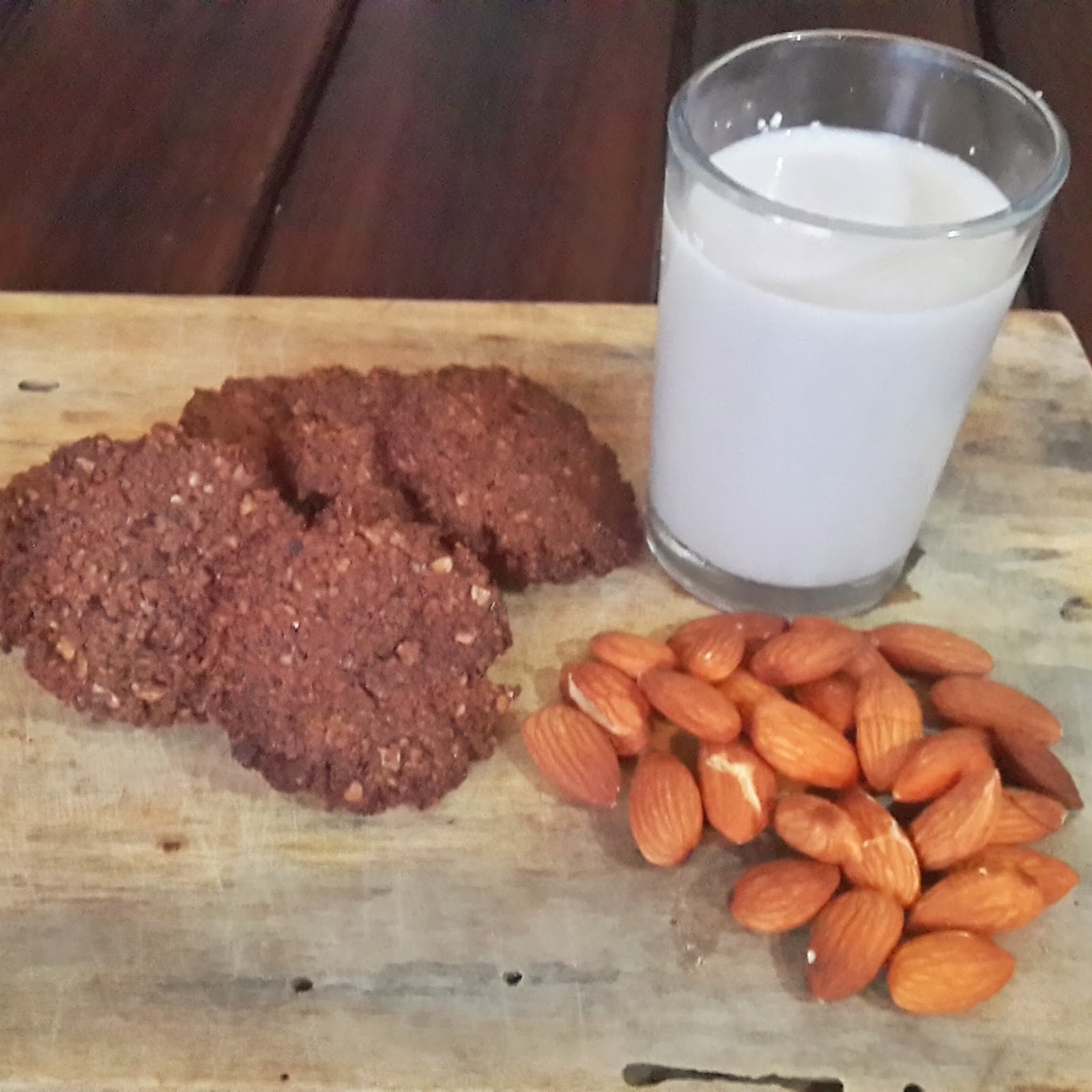 My World Manfaat dan Cara Membuat Almond Milk