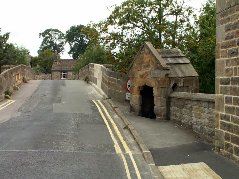Roy's blog: SOME UNUSUAL BRIDGES 2