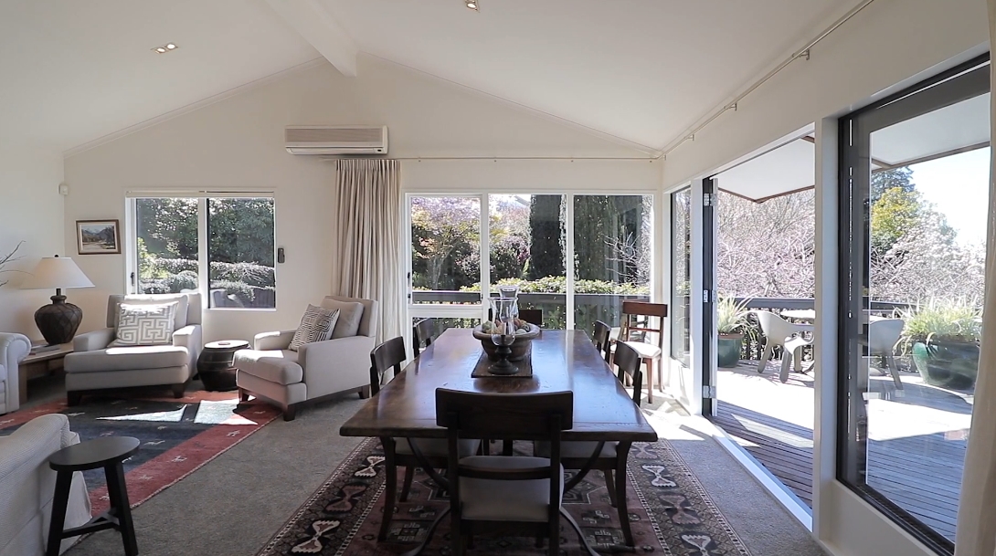 16 Interior Design Photos vs. 43 Mapara Rd, Acacia Bay, Taupo Luxury Home Tour