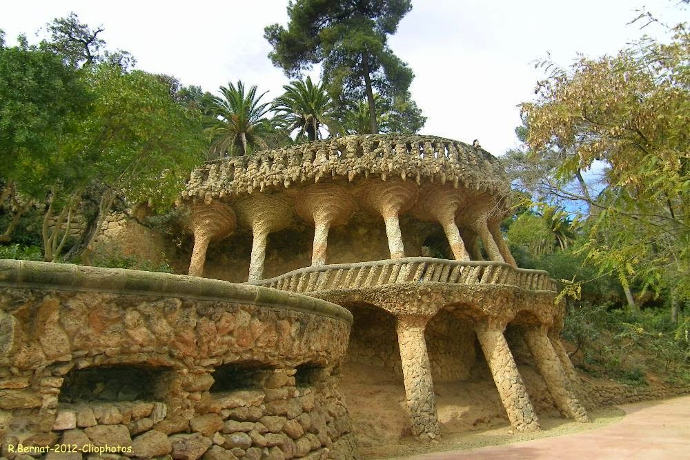 Les Merveilles de Barcelone en Tout Confort: Le Parc Güell d'Antoni Gaudi