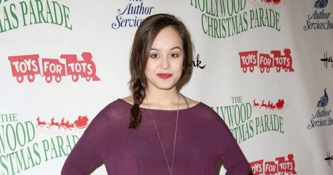 Leaked:Hayley Orrantia Nude Leaked:Hayley Orrantia Nude