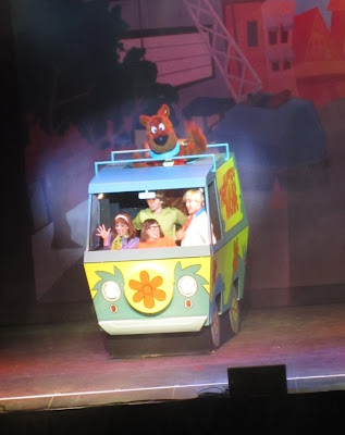 Evan and Lauren's Cool Blog: 2/18/13: Scooby-Doo Live! Musical ...
