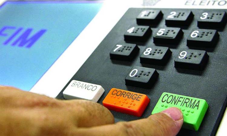 Equipe de Bolsonaro pede verificação de urnas usadas no 1º turno na Bahia