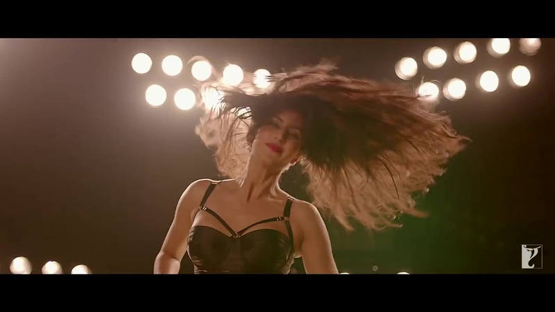 Katrina Kaif in latex black dress in dhoom 3