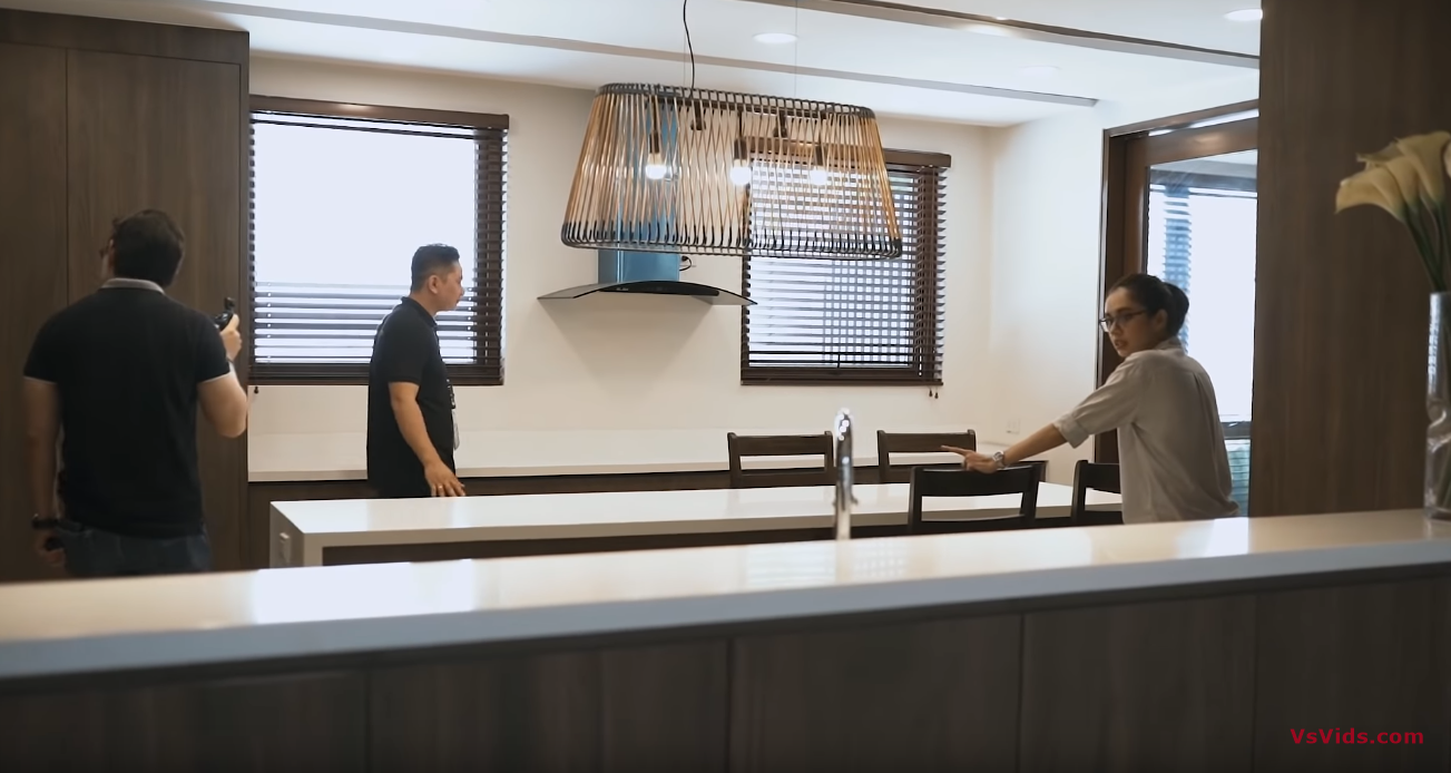 37 Photos vs. ₱20 Million House VS ₱200 Million House | Perfect Match 01 | Presello X Richard Yap - Luxury Home & Interior Design Tour 37 Photos vs. ₱20 Million House VS ₱200 Million House | Perfect Match 01 | Presello X Richard Yap - Luxury Home & Interior Design Tour