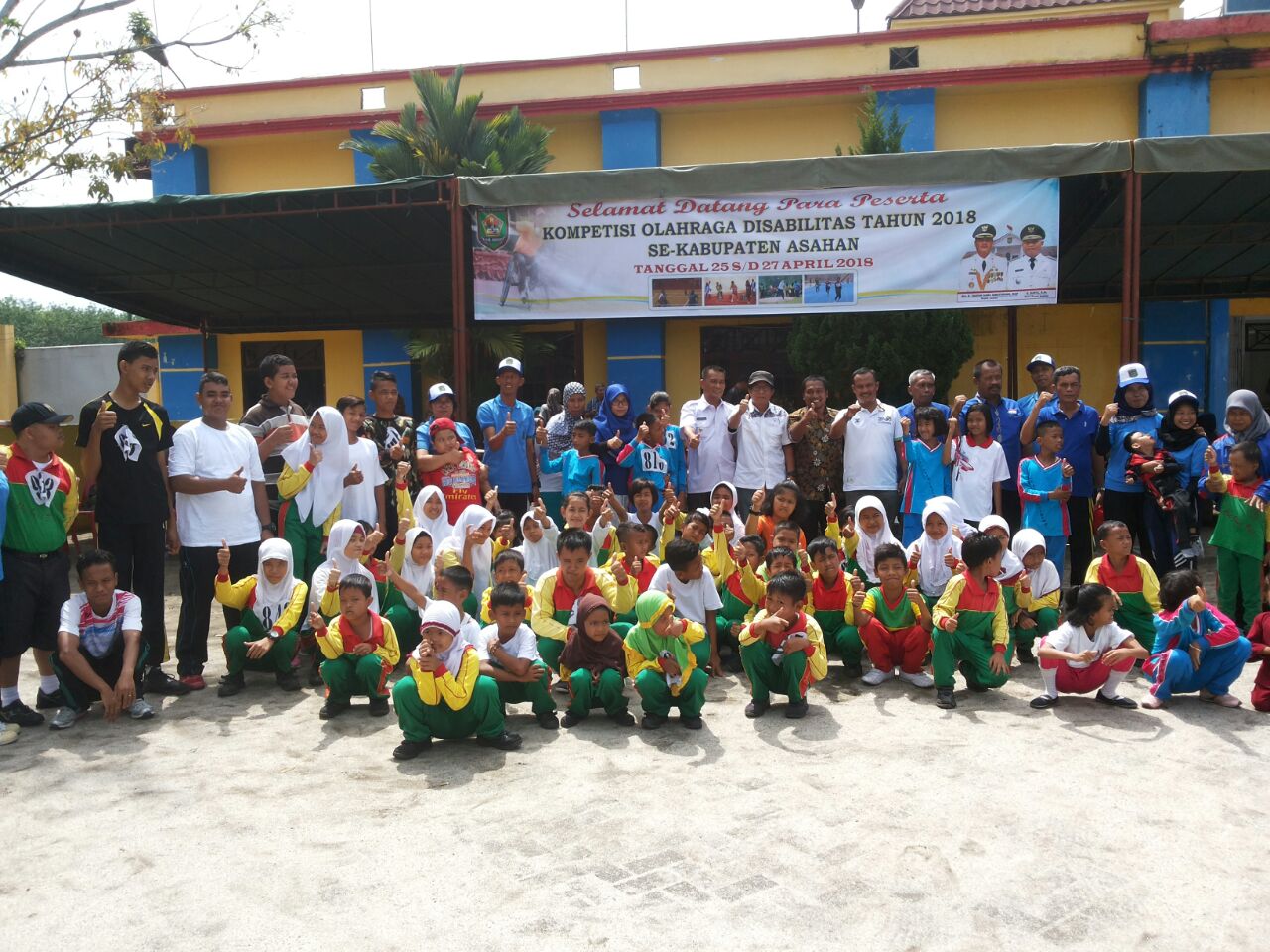 Peserta kompetisi olahraga disabilitas Kabupaten Asahan saat menggelar kegiatan di stadion Mutiara Kisaran. Peserta kompetisi olahraga disabilitas Kabupaten Asahan saat menggelar kegiatan di stadion Mutiara Kisaran.