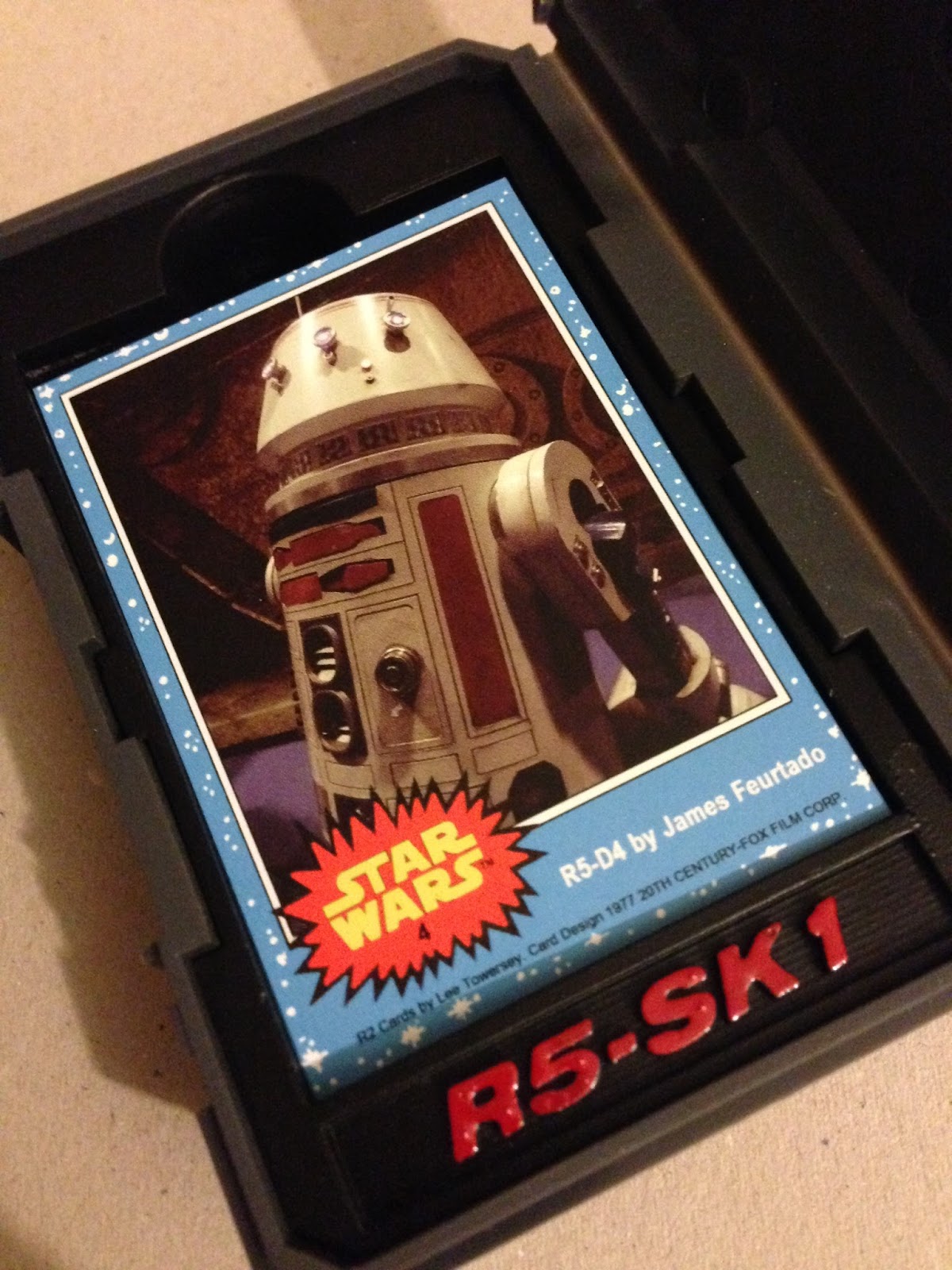 James' R5D4 *ROGUE ONE trading card box*