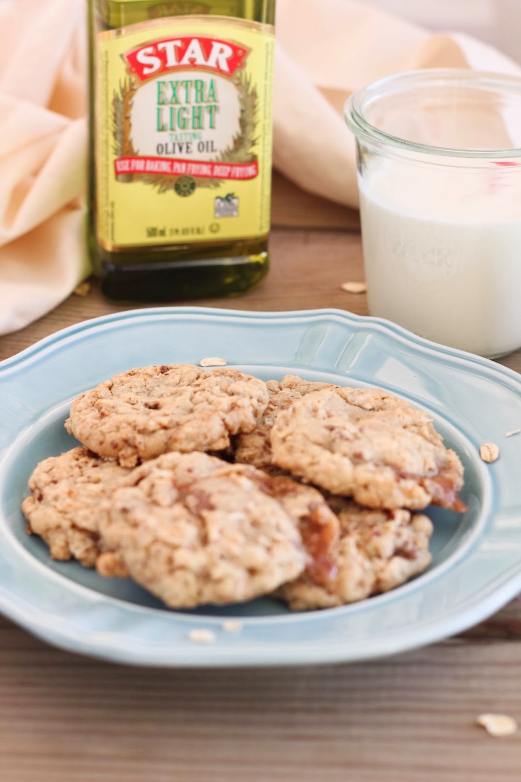 STAR Fine Foods Toffee Crunch Olive Oil Oatmeal Cookies