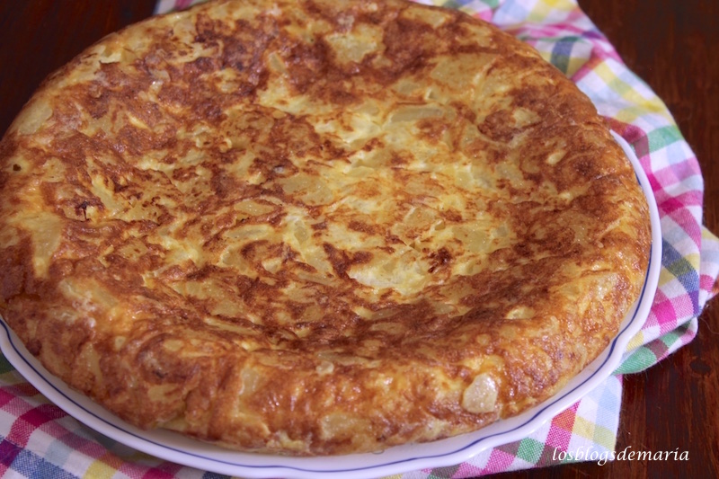 Los Blogs de María La tortilla de patatas , receta asaltablogs Los Blogs de María La tortilla de patatas , receta asaltablogs