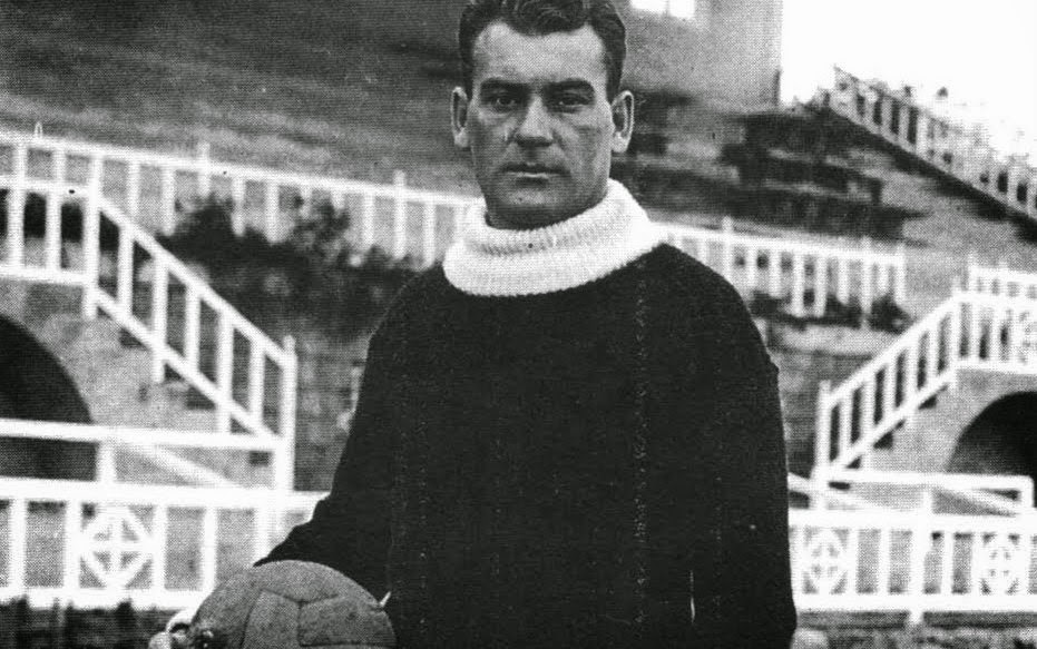 Platko Poesía y tango Notas de Sport