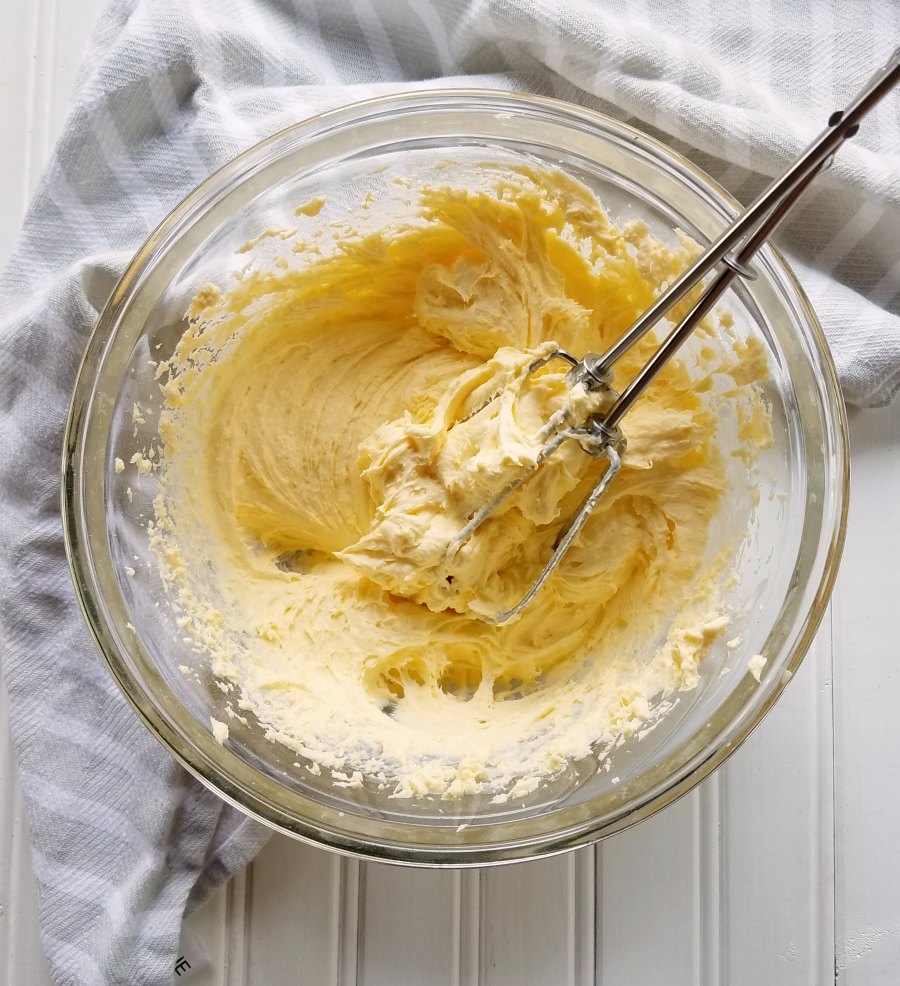 Cooking With Carlee Shortcut Bavarian Cream {Vanilla Pudding Filling