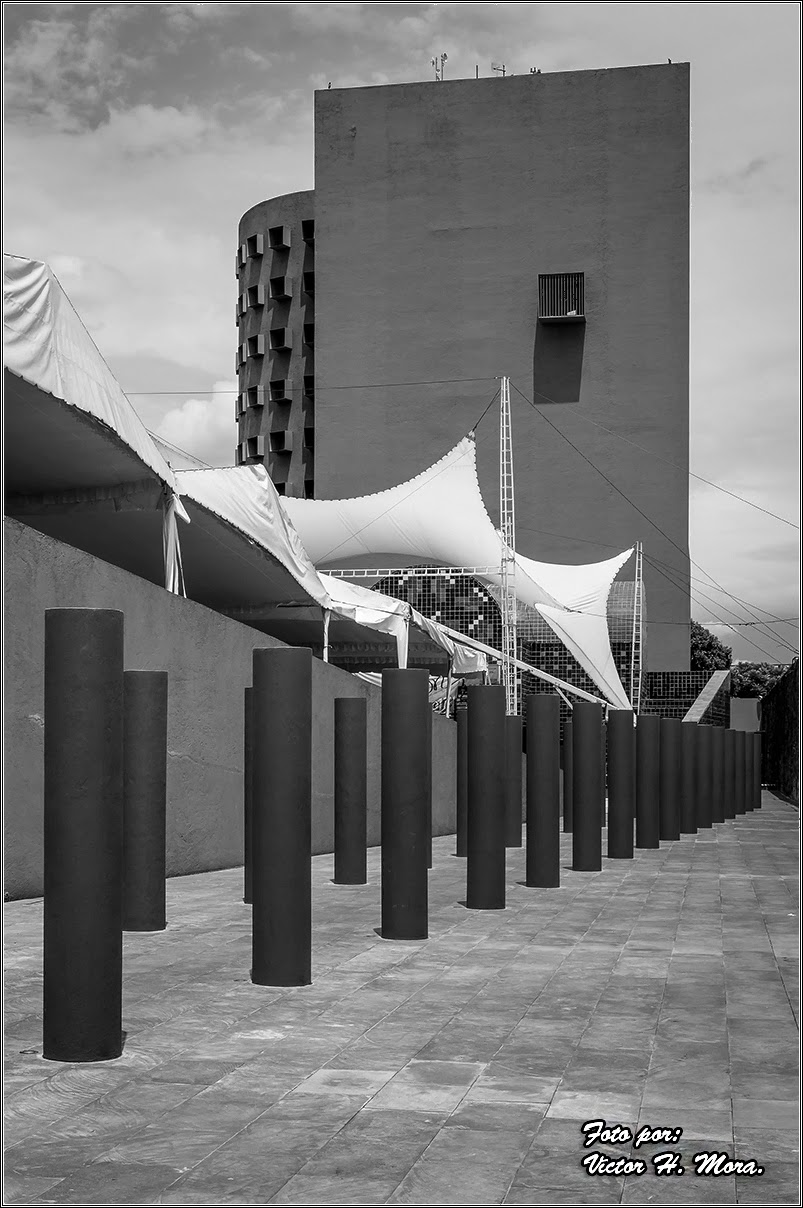 Fotocuates. . . El Centro Nacional de las Artes (CENART).