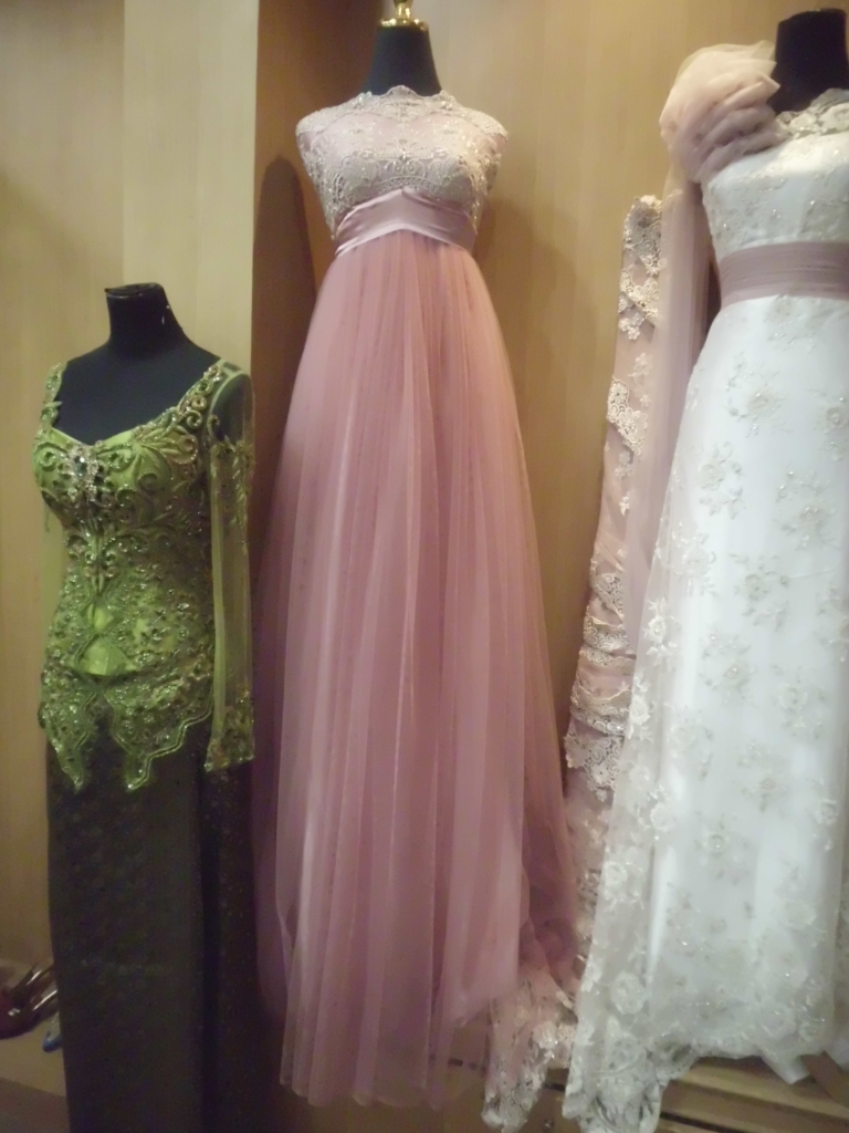 my wedding preparation Jahit kebaya akad di Apique by