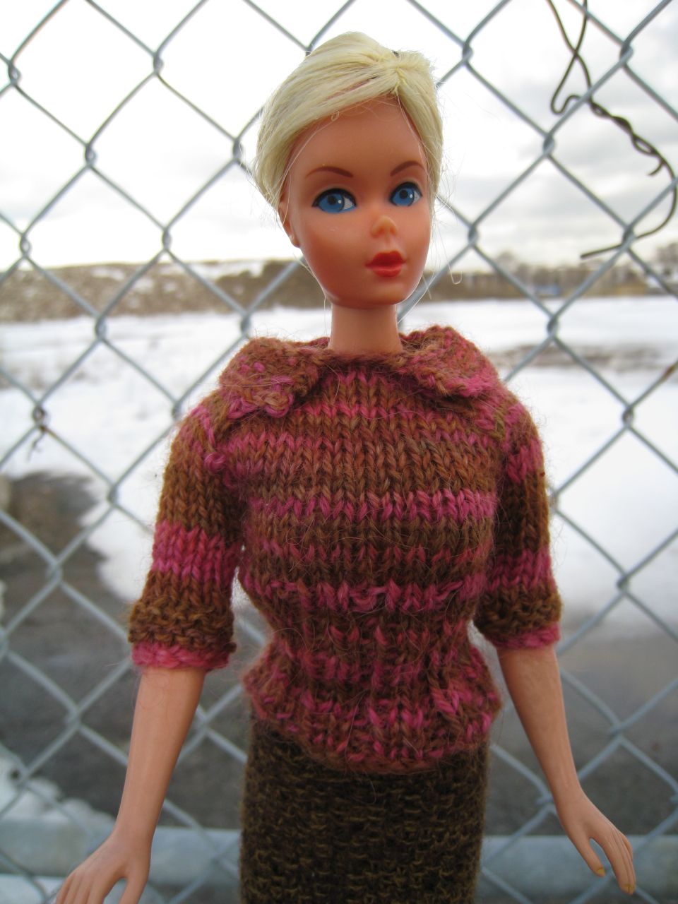 best-barbie-knits-new-barbie-knitting-pattern