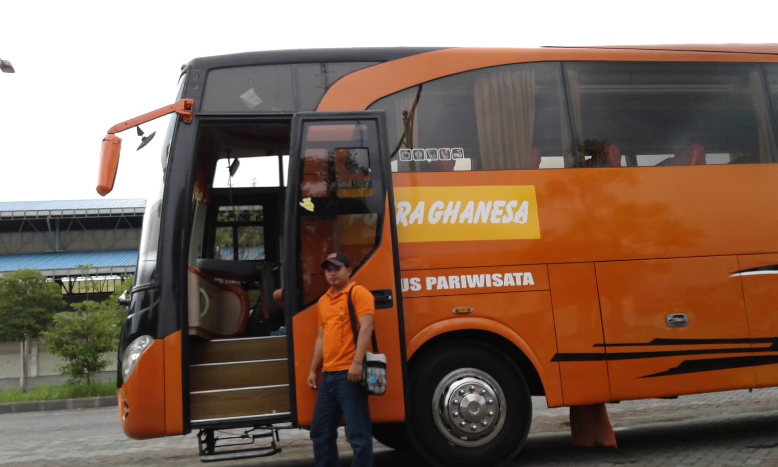 Tarif Bus Pariwisata: Panduan Lengkap Memilih Kendaraan yang Tepat untuk Perjalanan Anda