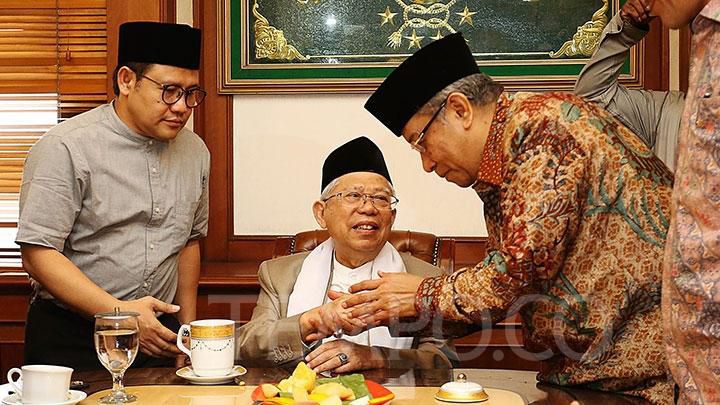 Cawapres Jokowi, Ma'ruf Amin Resmi Mundur dari Jabatan Rais Aam PBNU Cawapres Jokowi, Ma'ruf Amin Resmi Mundur dari Jabatan Rais Aam PBNU