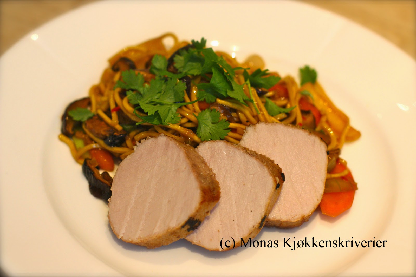 Monas Svin ytrefilet sous vide smakfull wok