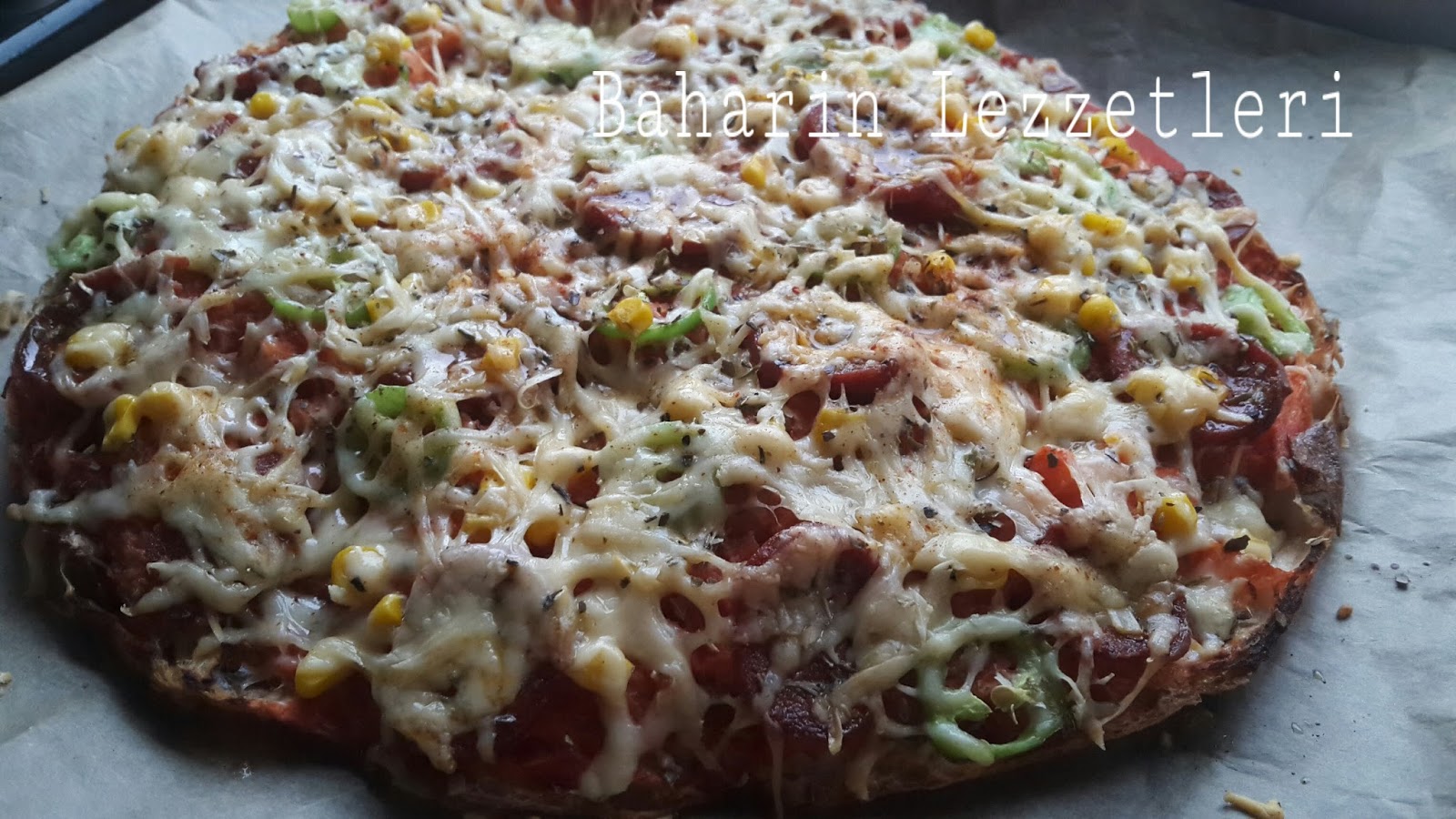 BAYAT PİDEDEN PİZZA TARİFİ RESİMLİ BAHARIN LEZZETLERİ