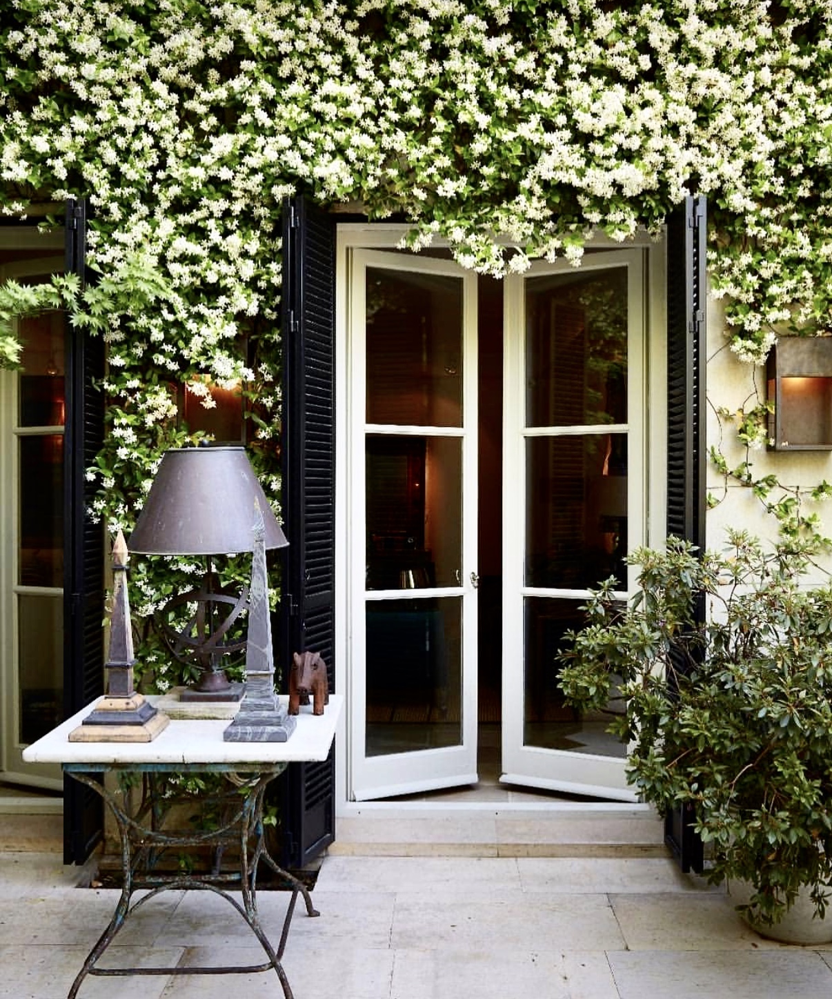 14+ At Home Isabel Lopez Quesada PNG