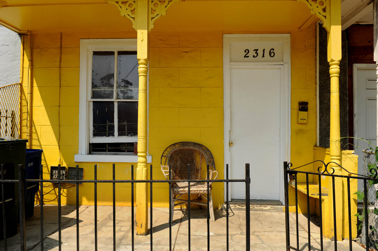 Yellow%2Bporch%2B2316%2BNicholson%2BSt%2BDC%2B002%2Bss.jpg