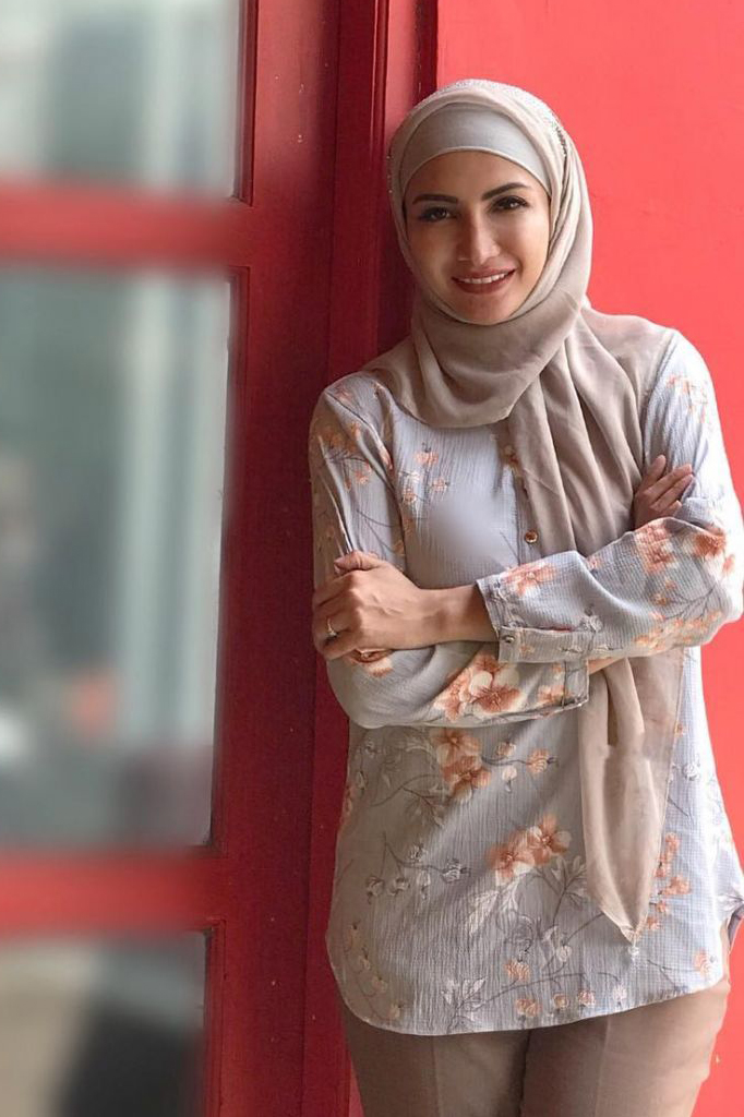 5 Artis Cantik Indonesia yang Mualaf ini Memutuskan Untuk Mengenakan