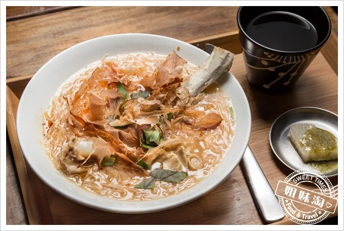 高雄 美食推薦 小吃 銅板美食 麵線糊 懶人包