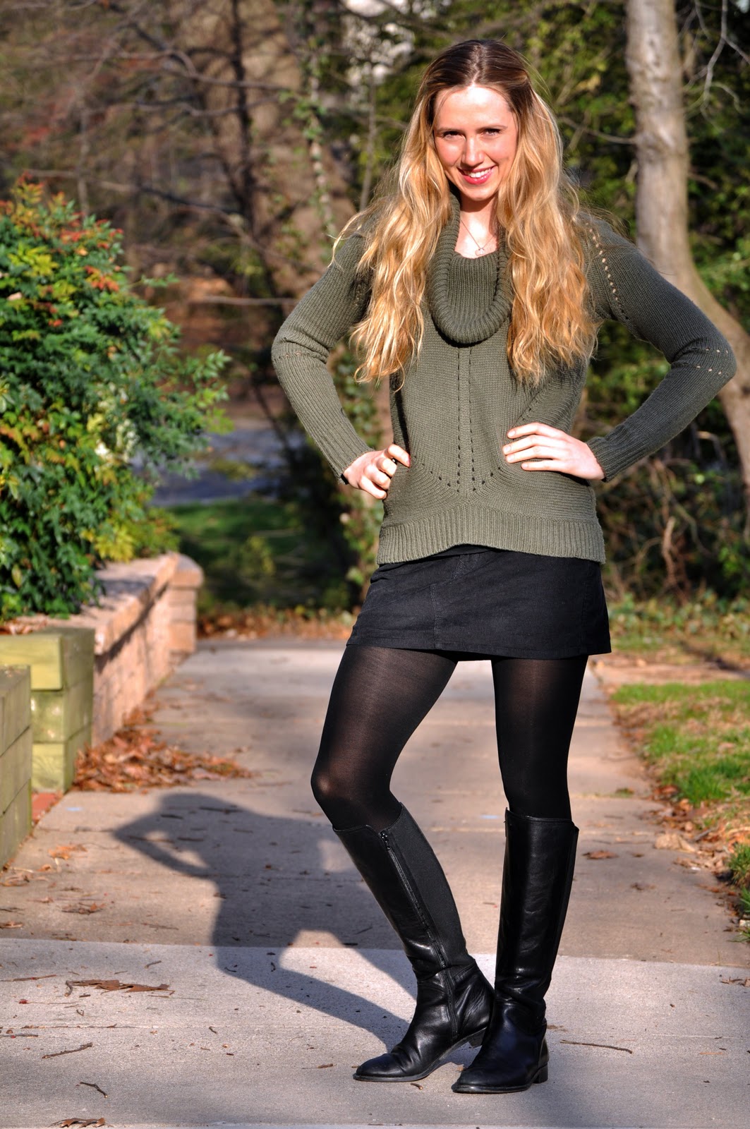 Колготки и сапоги фото. Sophie Ridge wearing Tights. Jerk Boots. Fat sister and Tights. Nicole Wetzel activate